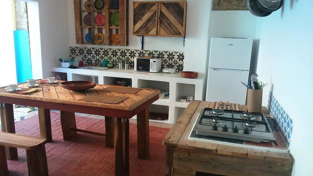 La Choza Guesthouse Santo Domingo
